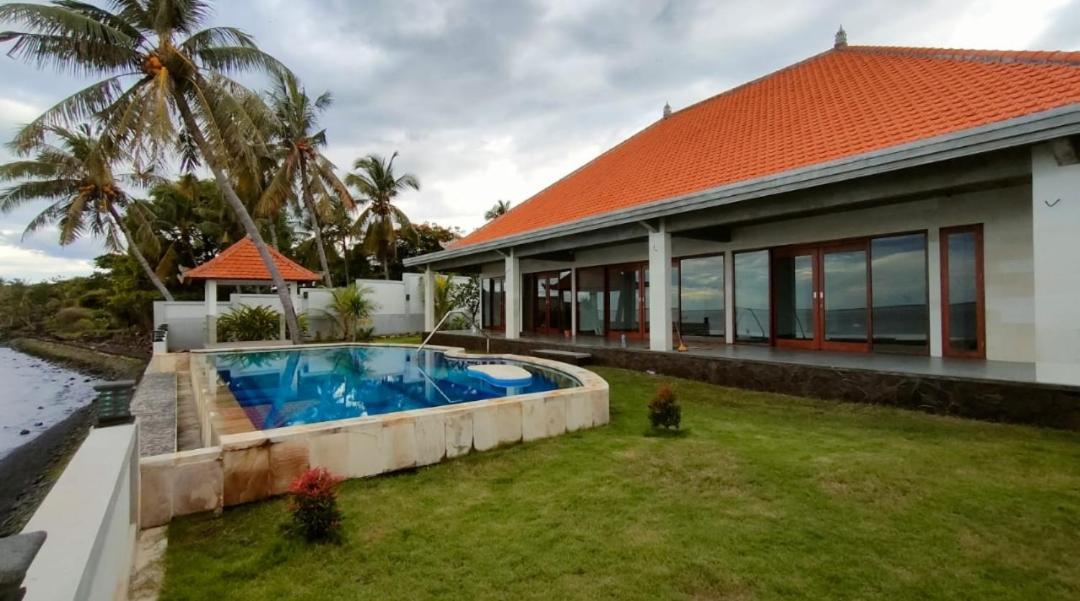 Coco Blu Villa Singaraja エクステリア 写真