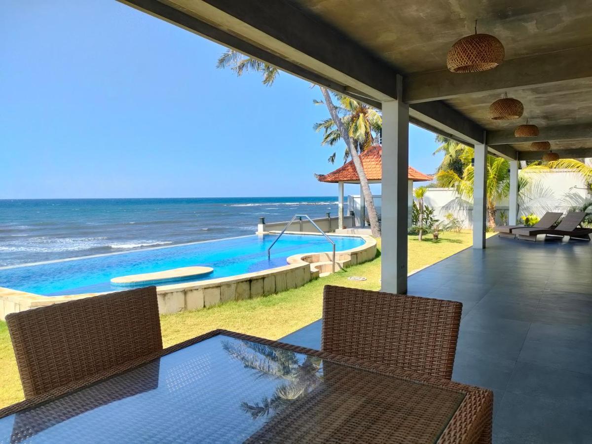 Coco Blu Villa Singaraja エクステリア 写真