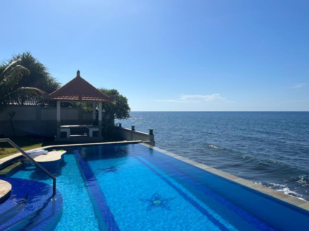 Coco Blu Villa Singaraja エクステリア 写真