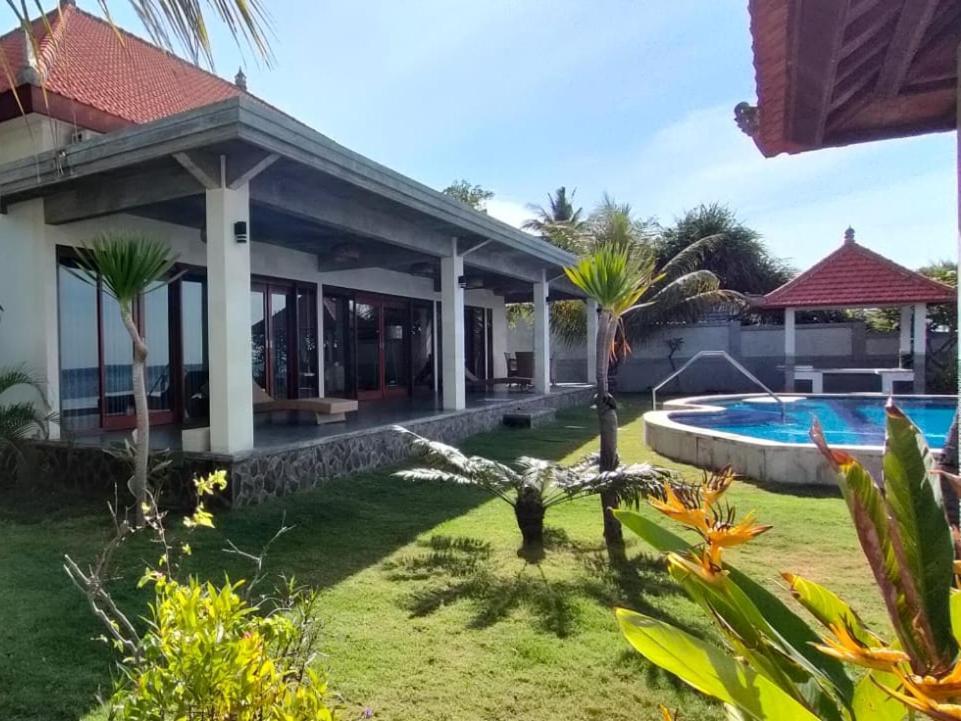 Coco Blu Villa Singaraja エクステリア 写真