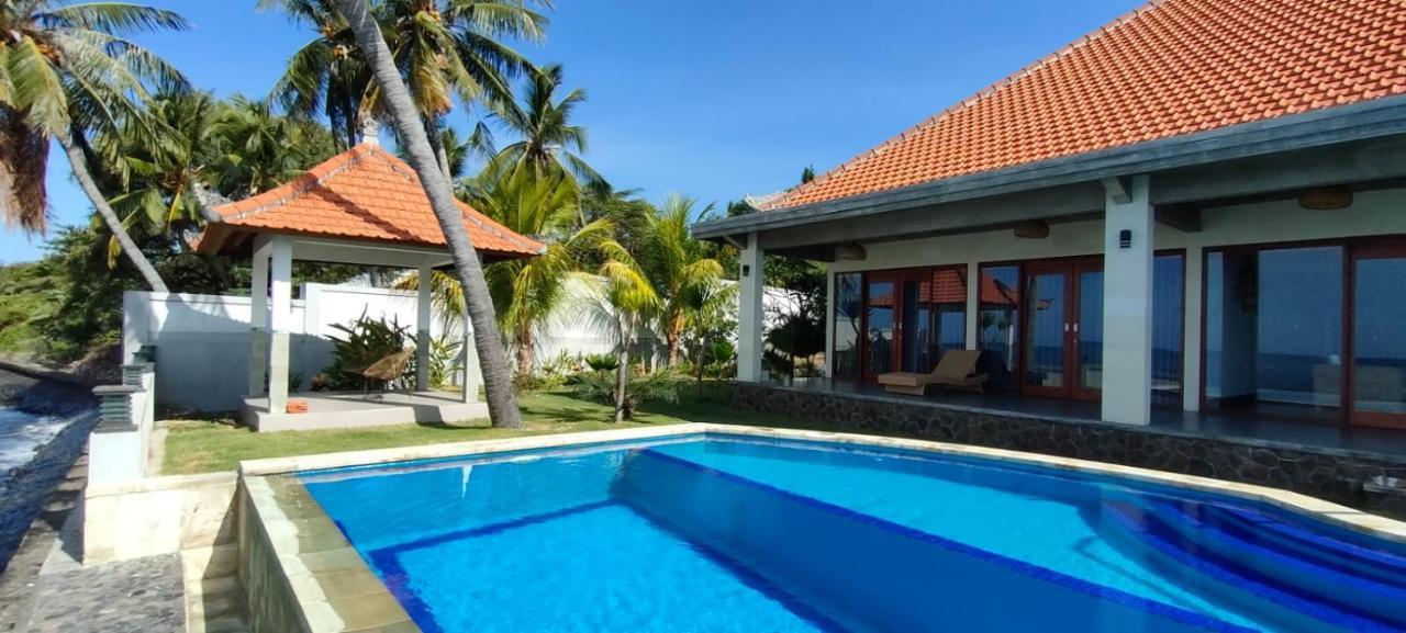 Coco Blu Villa Singaraja エクステリア 写真